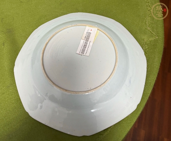 古玩陶瓷青花胭脂紅盤真品鑒賞圖