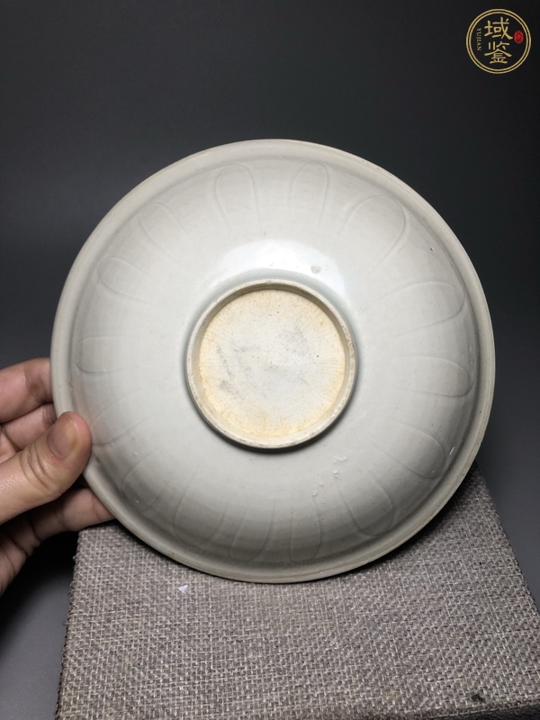 古玩陶瓷宋 青白瓷仰蓮紋盤真品鑒賞圖