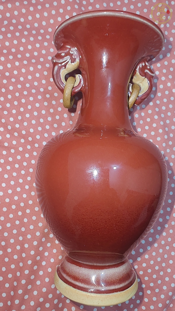 古玩陶瓷紅釉瓶真品鑒賞圖
