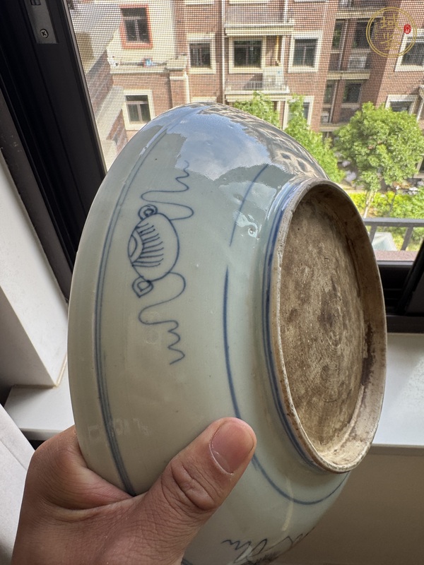 古玩陶瓷壽字紋青花盤真品鑒賞圖