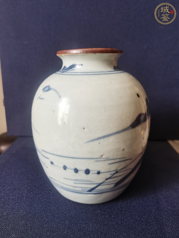 古玩陶瓷山水紋青花罐真品鑒賞圖