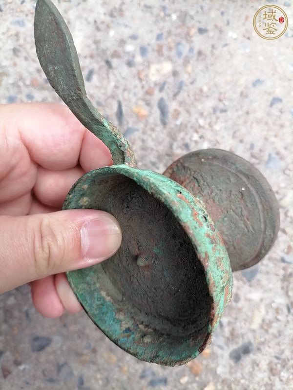 古玩銅器銅燈真品鑒賞圖