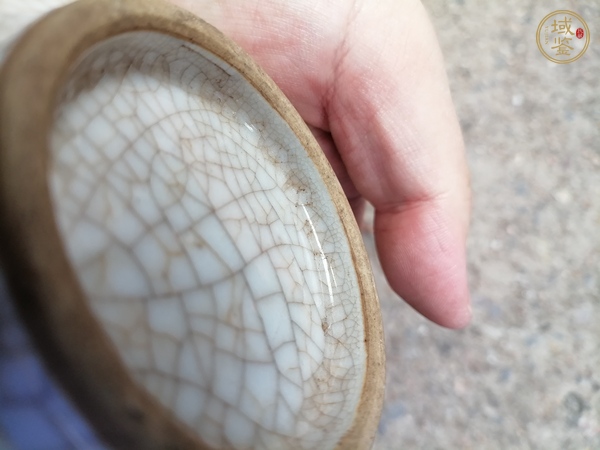 古玩陶瓷哥釉水盂真品鑒賞圖