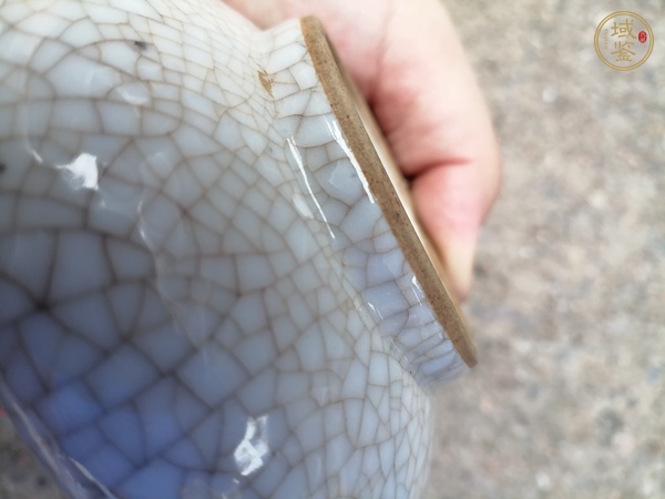 古玩陶瓷哥釉水盂真品鑒賞圖