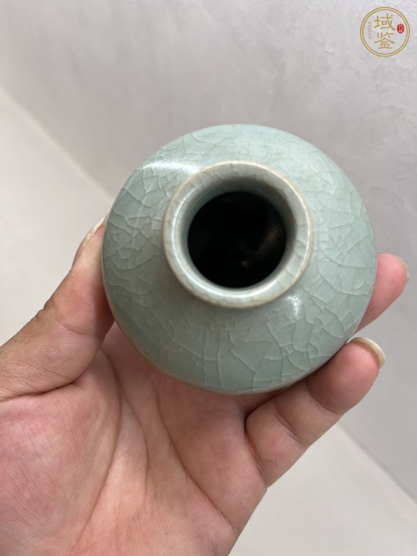 古玩陶瓷龍泉青瓷水盂真品鑒賞圖