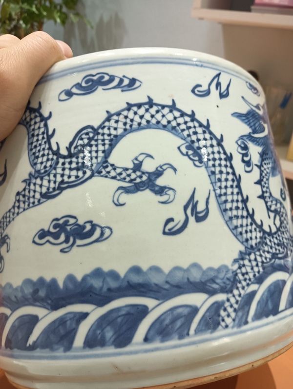 古玩陶瓷青花雙龍戲珠直筒爐拍賣，當前價格6888元
