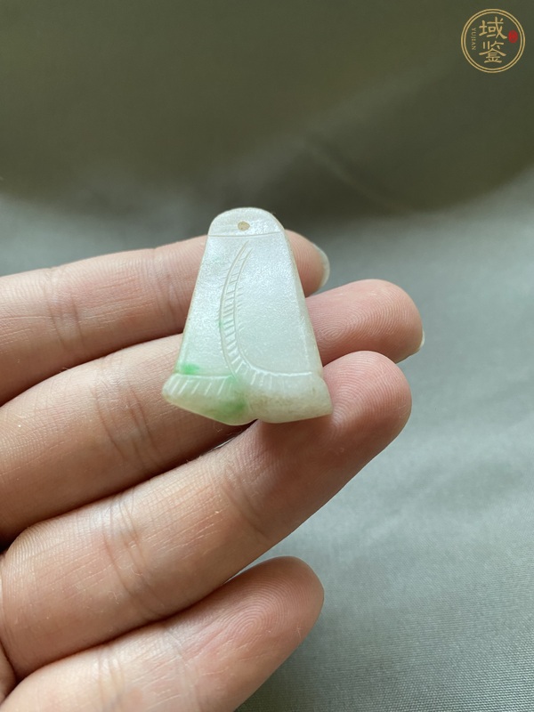 古玩玉器翡翠雕“瓜果墜”真品鑒賞圖