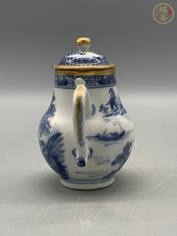 古玩陶瓷樓臺亭閣青花奶壺真品鑒賞圖