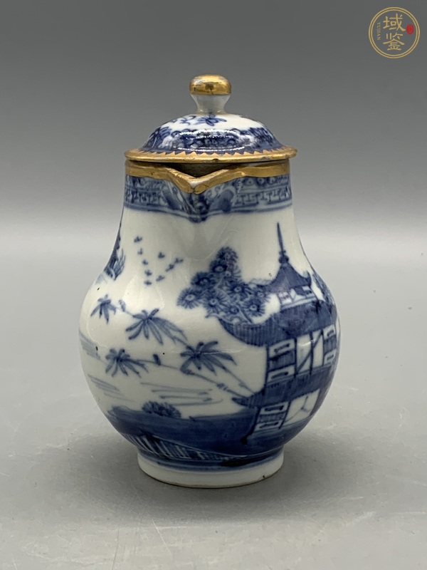 古玩陶瓷樓臺亭閣青花奶壺真品鑒賞圖