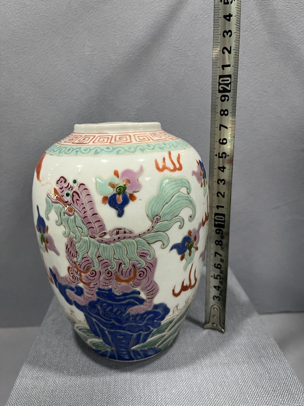 古玩陶瓷粉彩瑞獸紋罐拍賣，當前價格6500元
