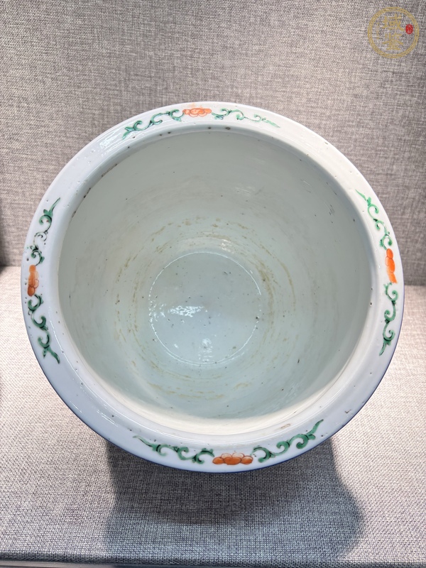 古玩陶瓷祭藍(lán)釉五彩荷塘花鳥(niǎo)紋卷缸真品鑒賞圖