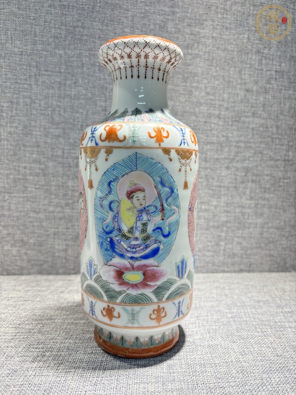 古玩陶瓷粉彩人物盤口瓶真品鑒賞圖