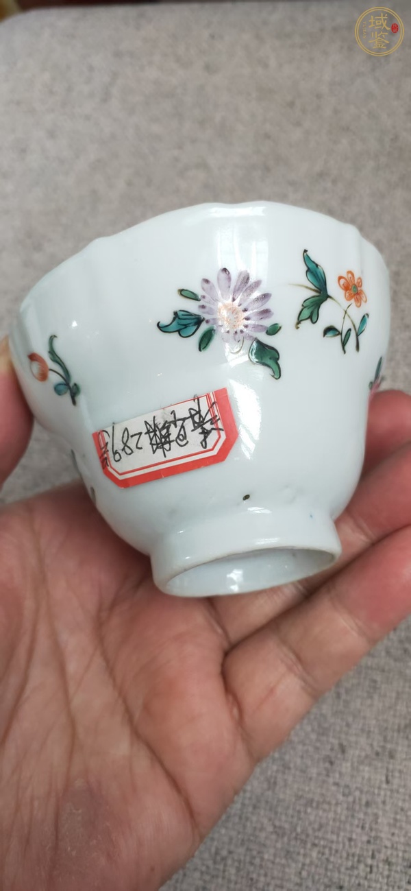 古玩陶瓷花卉紋杯真品鑒賞圖