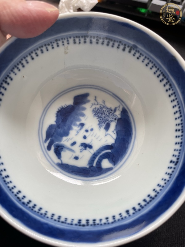 古玩陶瓷亭臺(tái)山水青花碗真品鑒賞圖