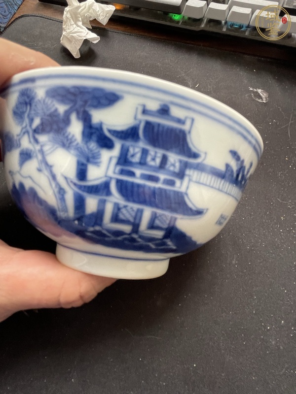 古玩陶瓷亭臺(tái)山水青花碗真品鑒賞圖