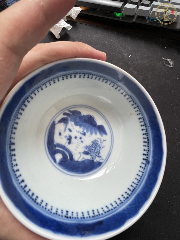 古玩陶瓷亭臺(tái)山水青花碗真品鑒賞圖
