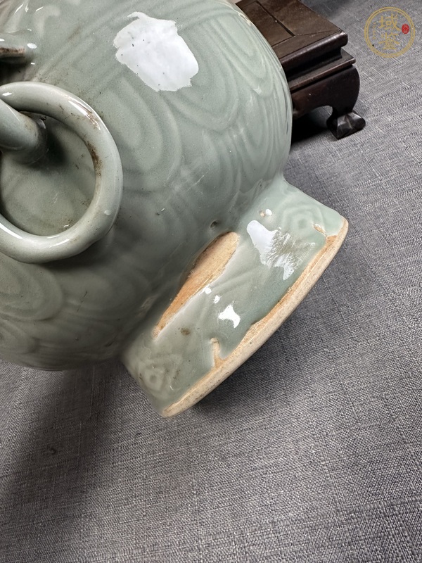 古玩陶瓷青釉刻花漢壺尊真品鑒賞圖