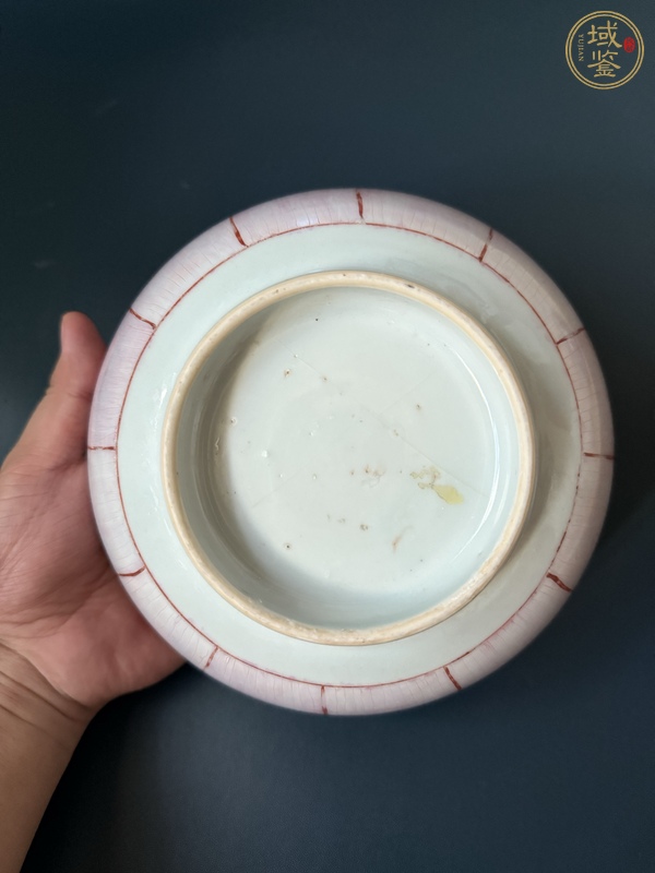 古玩陶瓷蓮瓣紋粉彩碗真品鑒賞圖