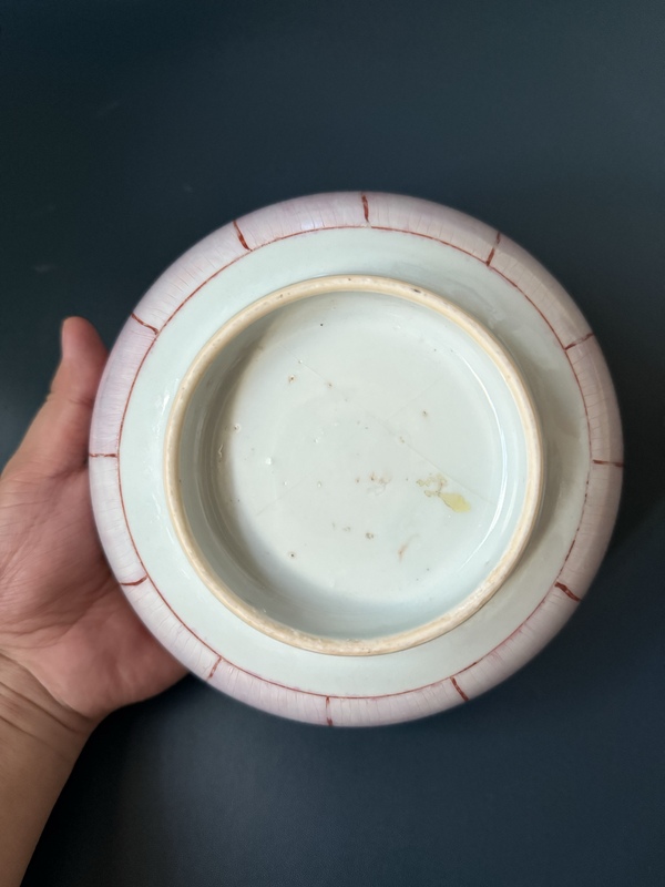 古玩陶瓷清·乾隆粉彩模印蓮瓣紋飾大碗拍賣，當(dāng)前價格2500元