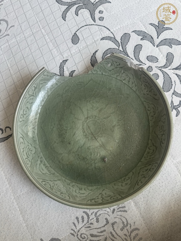 古玩龍泉窯盤真品鑒賞圖