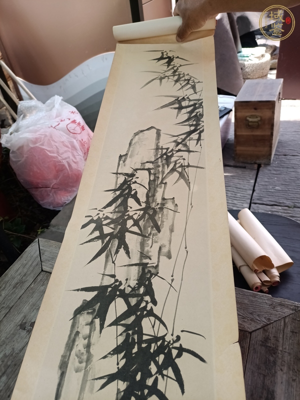 古玩字畫鄭板橋款竹石圖真品鑒賞圖