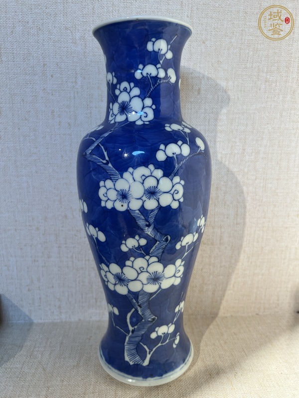 古玩陶瓷青花冰梅紋觀音瓶真品鑒賞圖