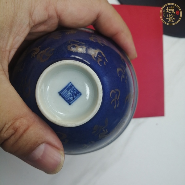 古玩陶瓷霽藍(lán)釉描金龍紋茶圓真品鑒賞圖