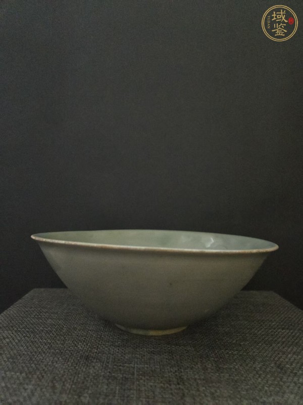 古玩陶瓷青白釉刻花斗笠碗真品鑒賞圖