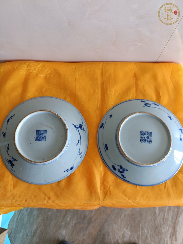 古玩陶瓷乾隆青花纏枝花卉盤真品鑒賞圖