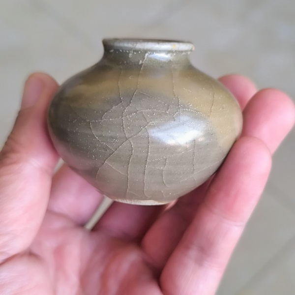 古玩轉賣龍泉青瓷水盂拍賣，當前價格12800元