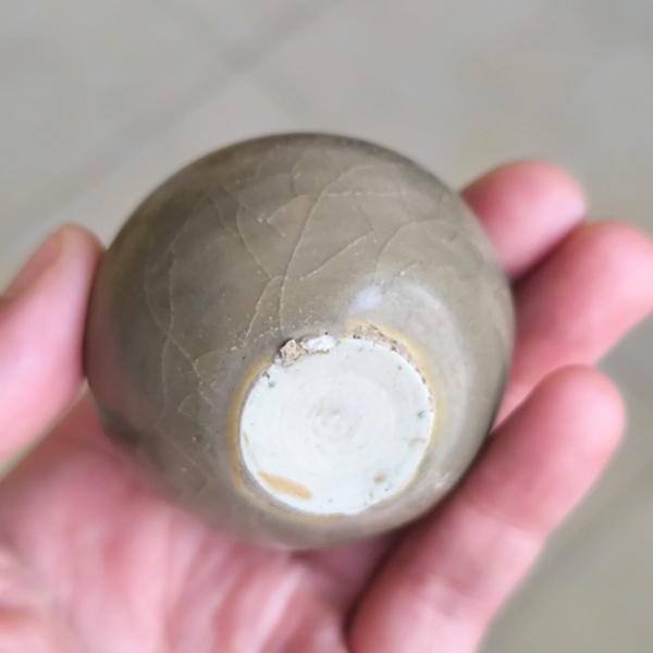 古玩陶瓷龍泉青瓷水盂拍賣，當前價格1800元