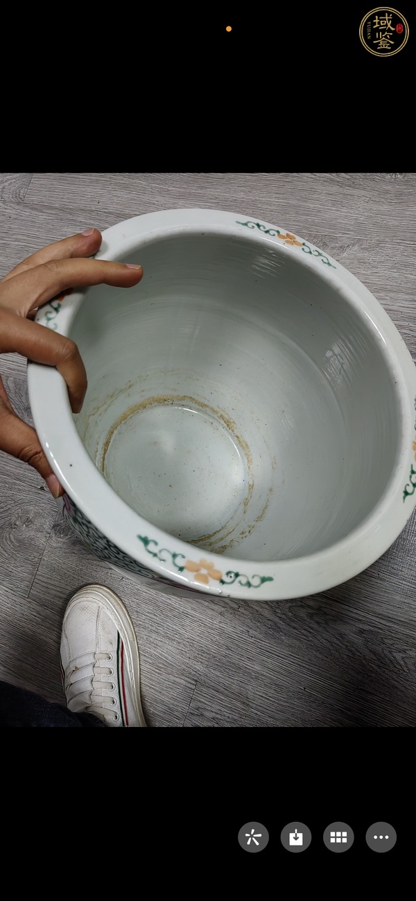 古玩陶瓷粉彩花鳥缸真品鑒賞圖