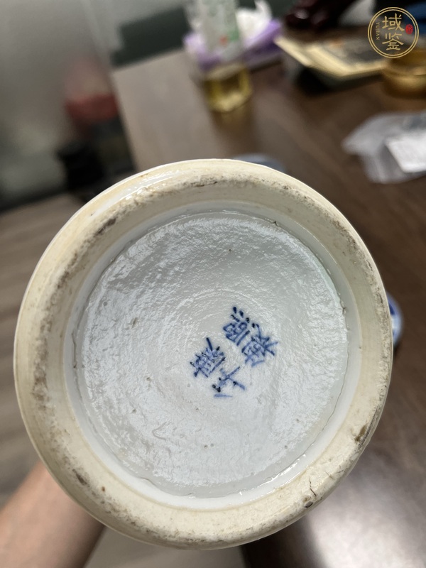 古玩陶瓷清晚期冰梅蓋罐真品鑒賞圖