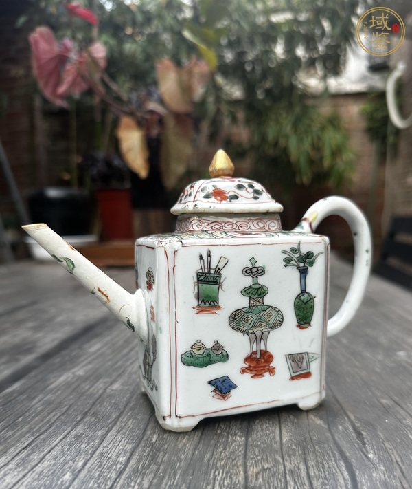 古玩陶瓷五彩博古花卉四方壺真品鑒賞圖