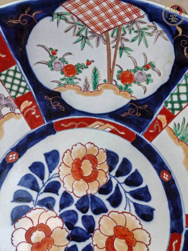 古玩陶瓷青花加彩盤真品鑒賞圖