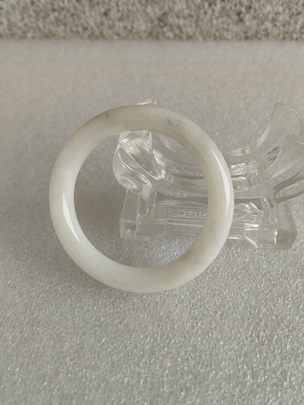 古玩玉器和田玉手鐲拍賣，當(dāng)前價(jià)格1200元