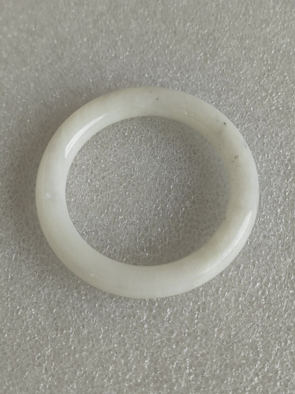 古玩玉器和田玉手鐲拍賣，當(dāng)前價(jià)格1200元
