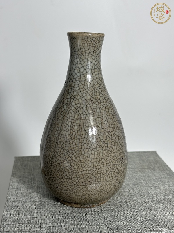 古玩陶瓷哥釉瓶真品鑒賞圖