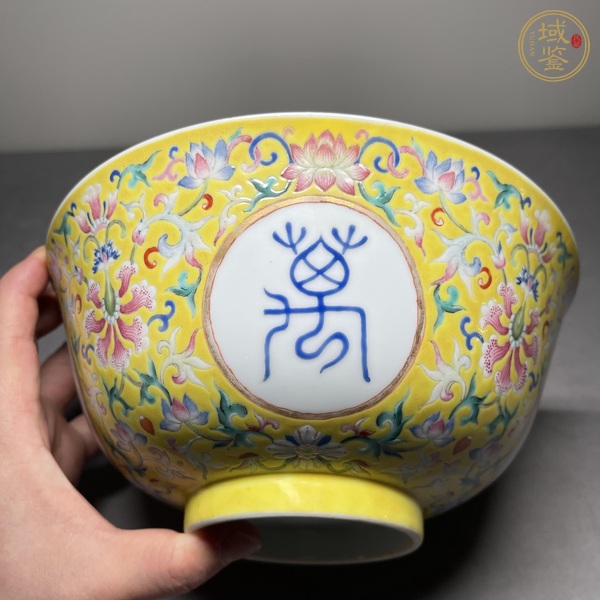 古玩光緒官窯粉彩碗真品鑒賞圖
