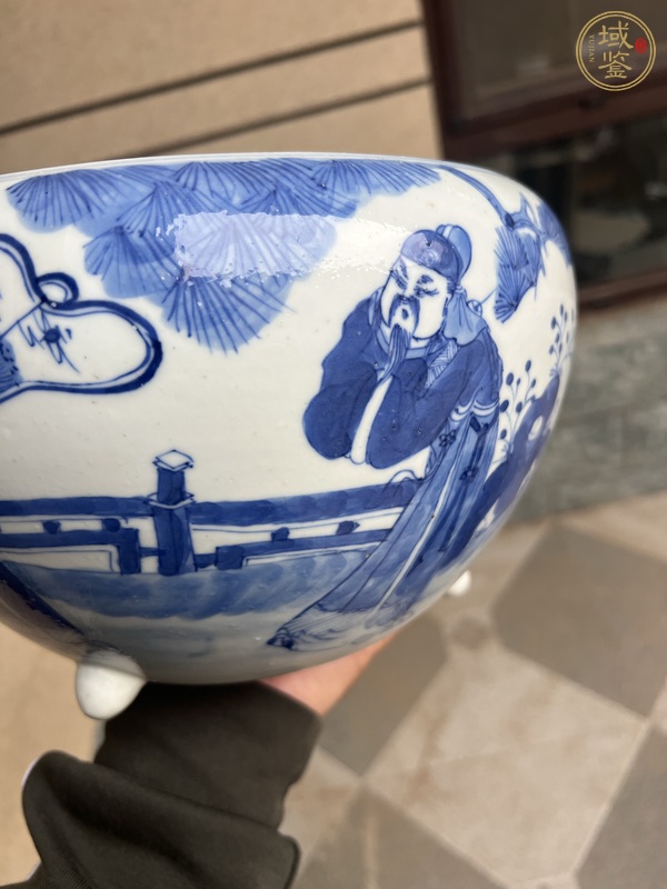 古玩陶瓷青花福祿壽三星人物紋三足香爐真品鑒賞圖