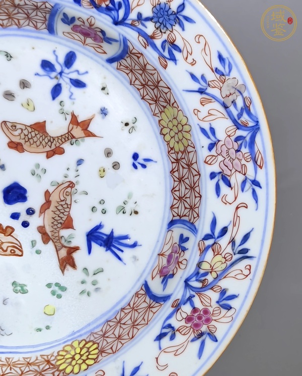 古玩陶瓷青花五彩魚紋盤真品鑒賞圖