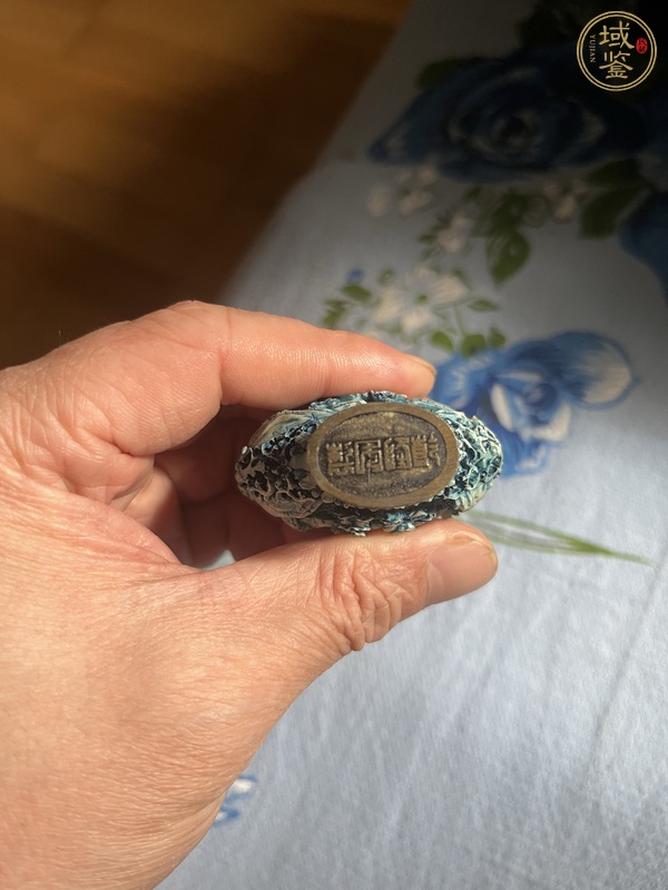 古玩陶瓷鼻煙壺真品鑒賞圖