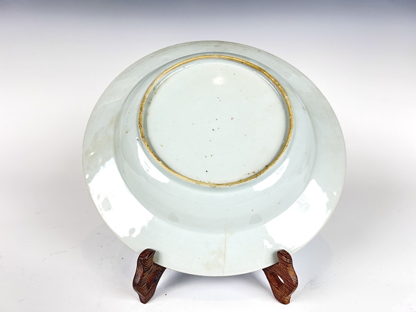古玩陶瓷清康熙 · 荷塘鴛鴦青花盤拍賣，當(dāng)前價(jià)格0元