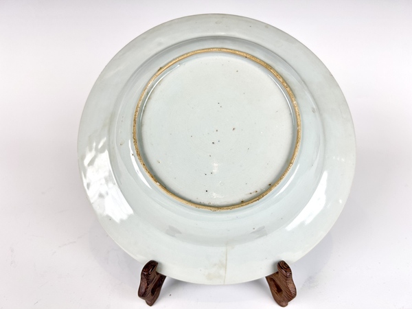 古玩陶瓷清康熙 · 荷塘鴛鴦青花盤拍賣，當(dāng)前價(jià)格0元