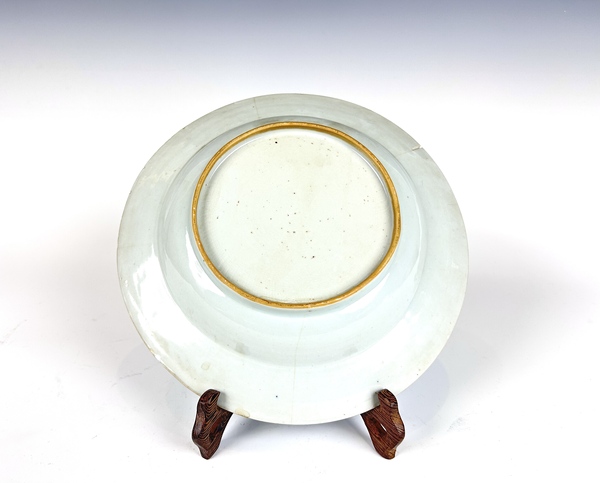 古玩陶瓷清康熙 · 荷塘鴛鴦青花盤拍賣，當(dāng)前價(jià)格0元