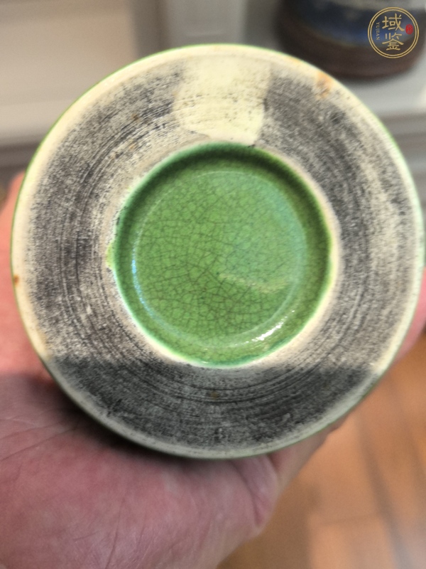 古玩陶瓷魚子綠釉梅瓶真品鑒賞圖