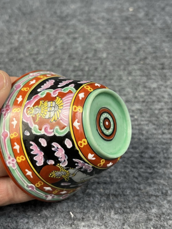 古玩陶瓷粉彩佛教人物杯拍賣，當前價格4588元
