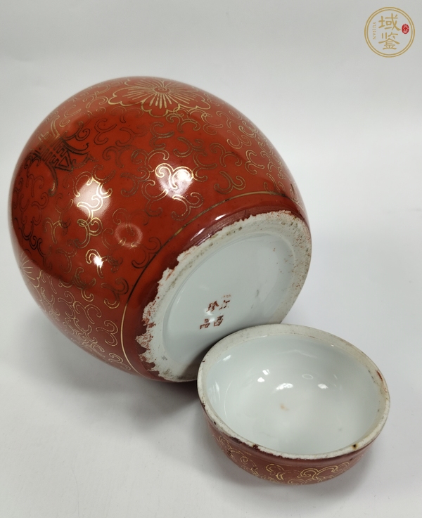 古玩陶瓷珊瑚紅描金花卉紋蓋罐真品鑒賞圖
