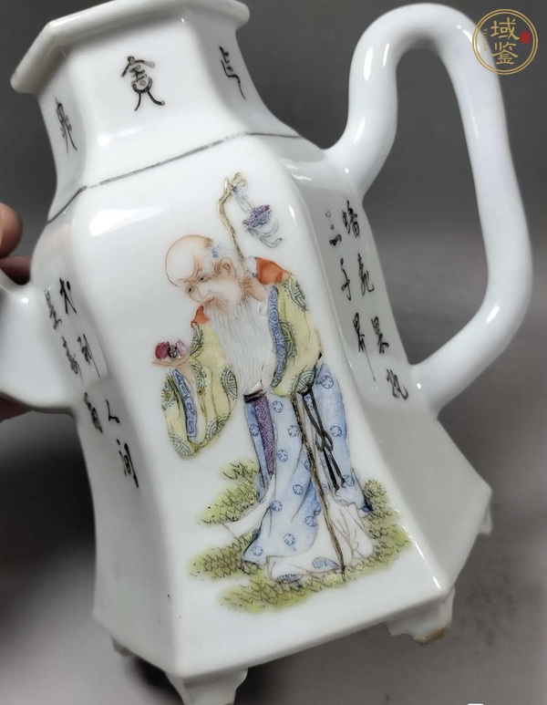 古玩陶瓷粉彩執(zhí)壺真品鑒賞圖