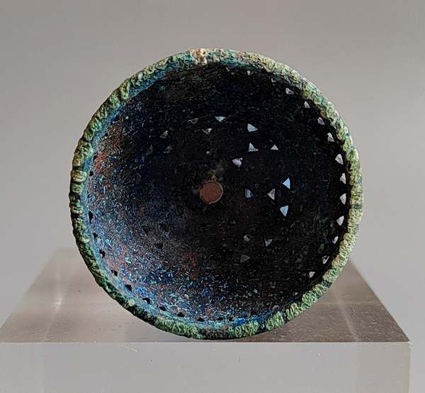 古玩陶瓷清代鏤空蓮瓣紋帽頂拍賣，當前價格76元